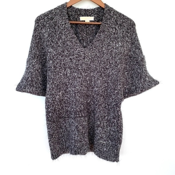 Michael Kors sweater with v-neck and short bat-wing sleeves - Picture 1 of 11